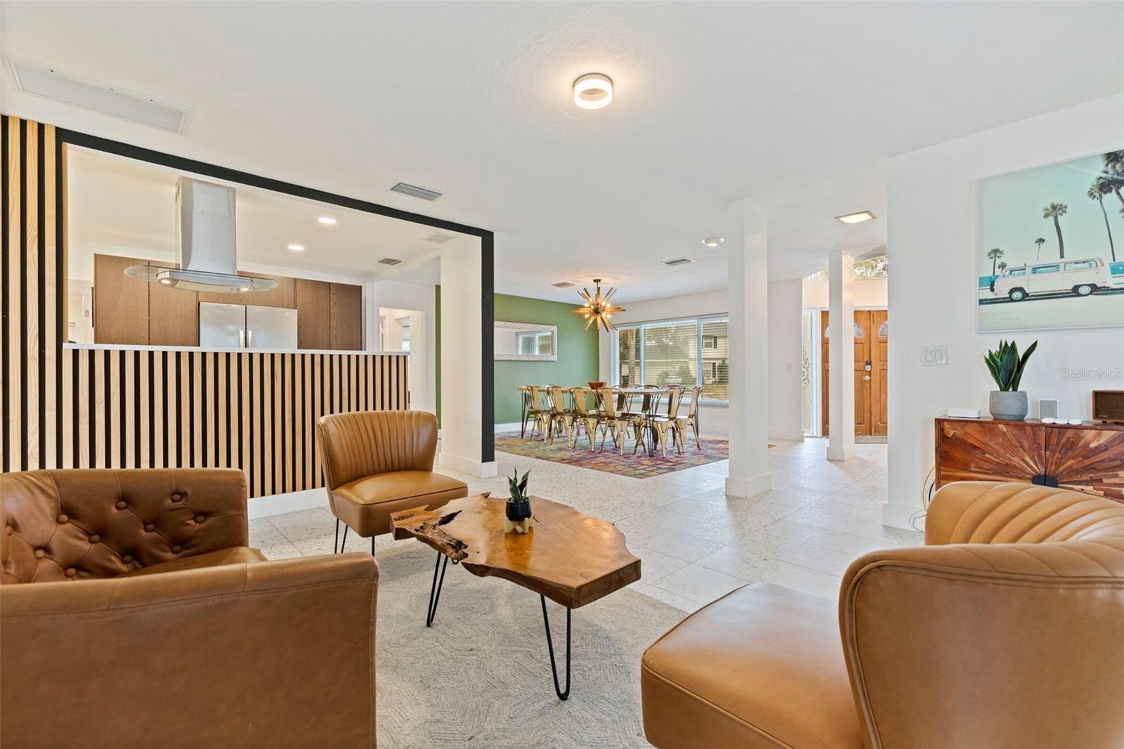 LAKESIDE PARK - Residential