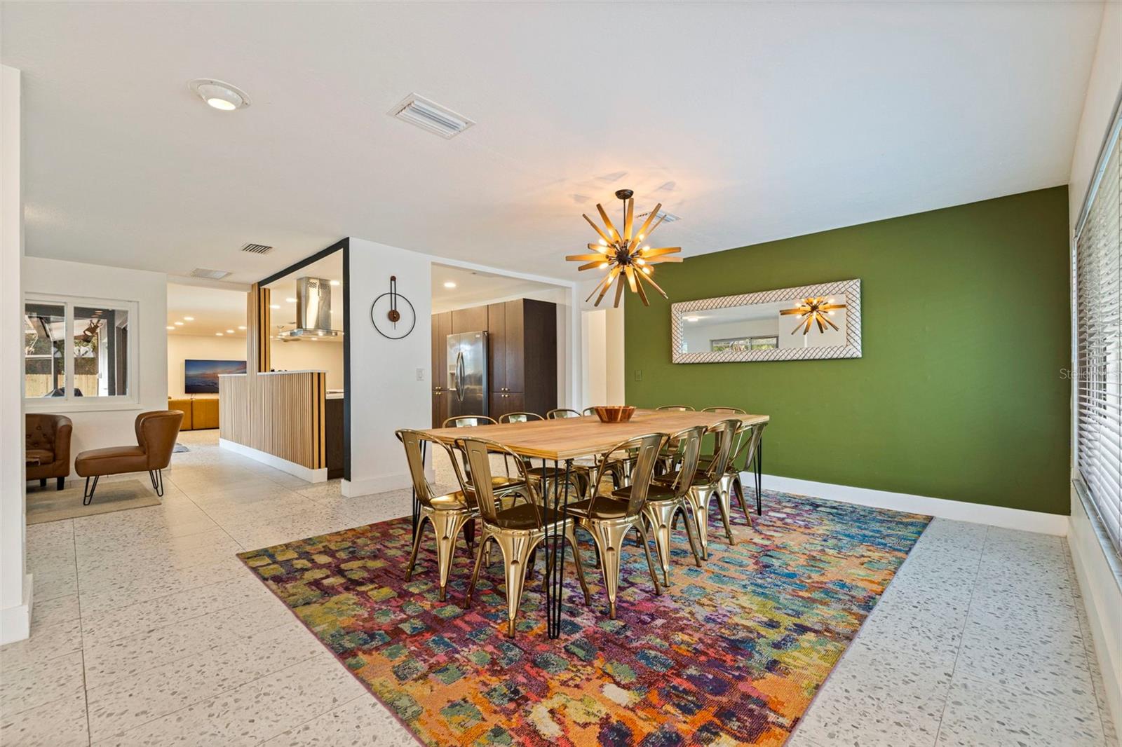 LAKESIDE PARK - Residential