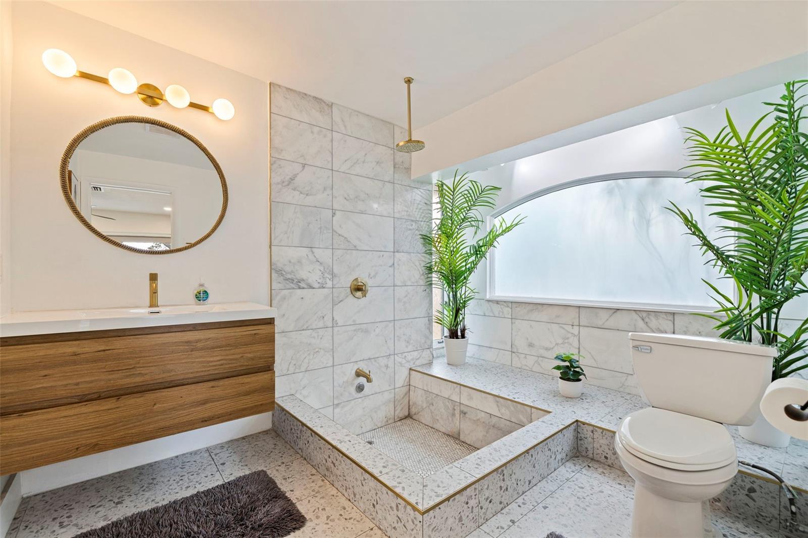 LAKESIDE PARK - Residential