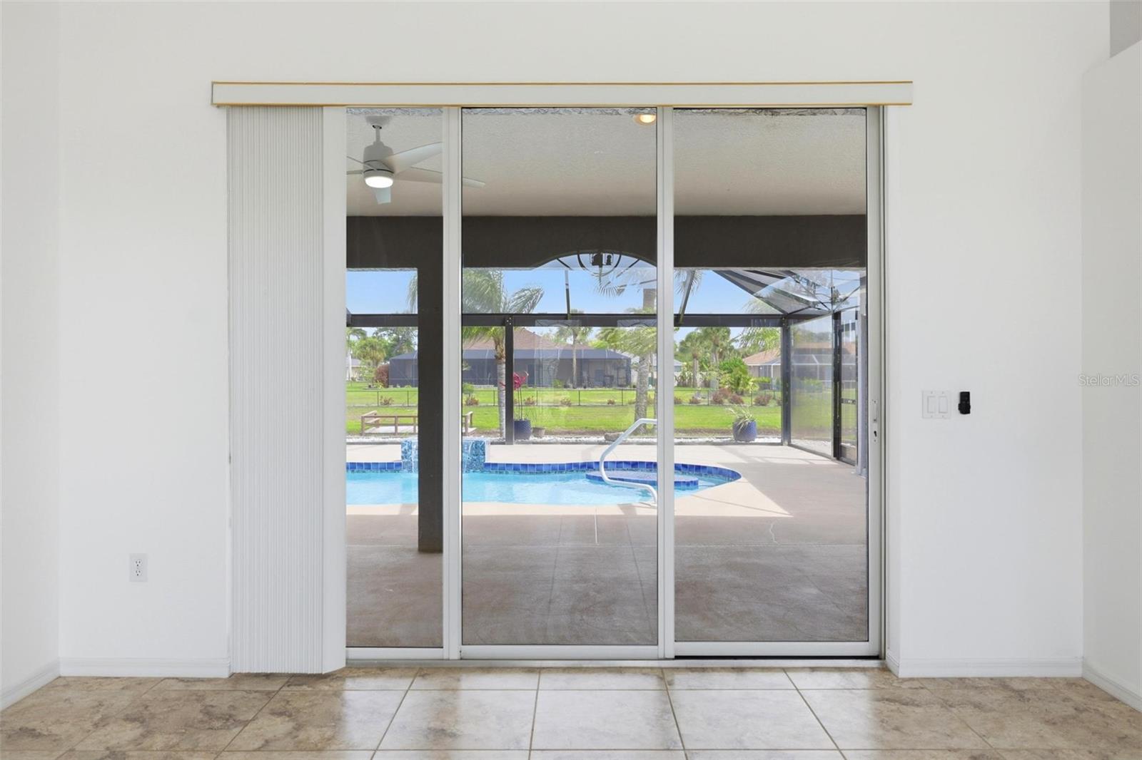 ROTONDA WEST BROADMOOR - Residential