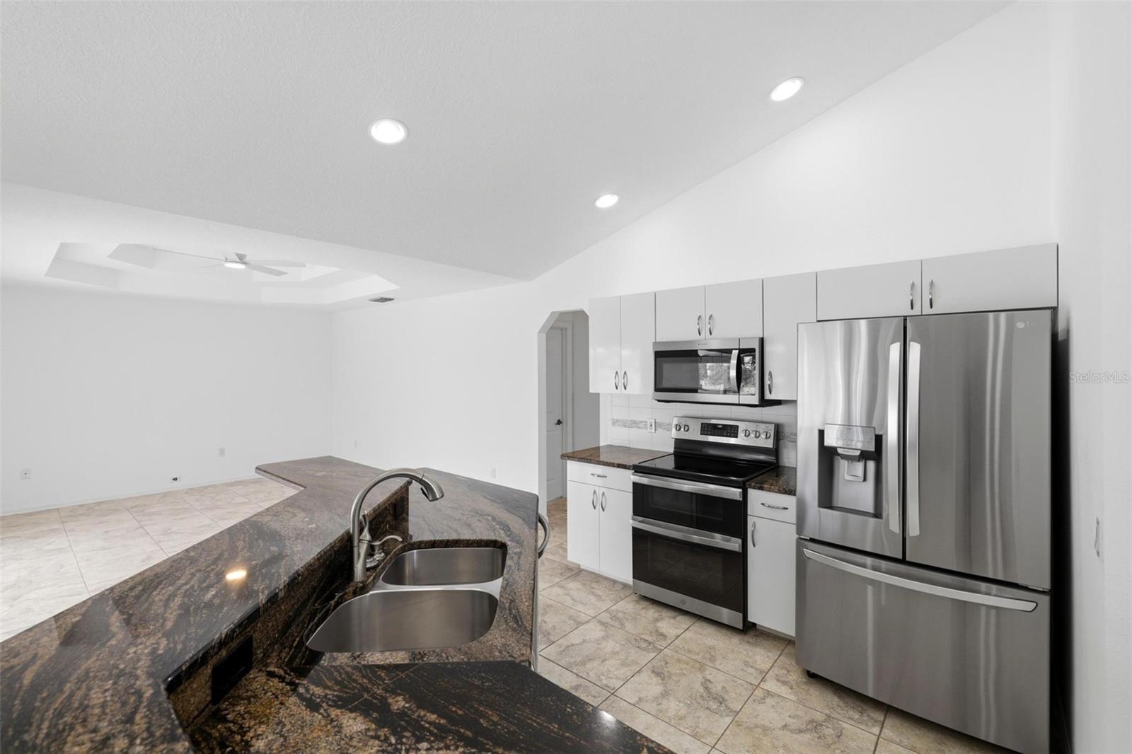 ROTONDA WEST BROADMOOR - Residential