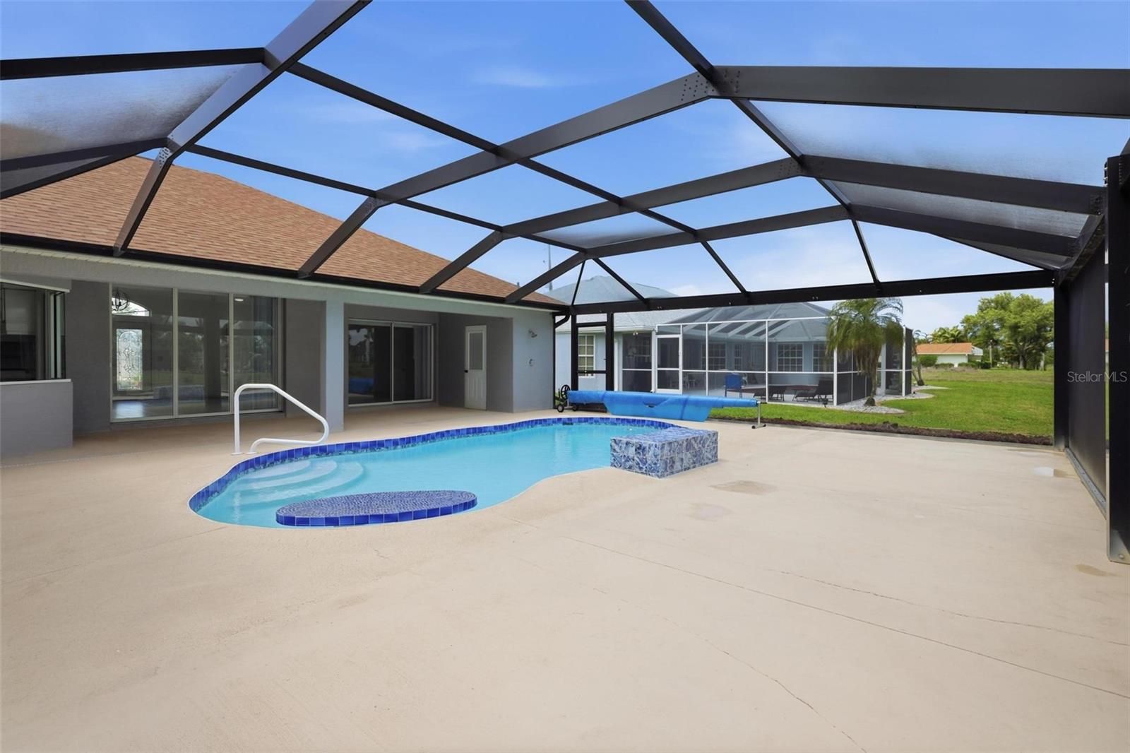 ROTONDA WEST BROADMOOR - Residential