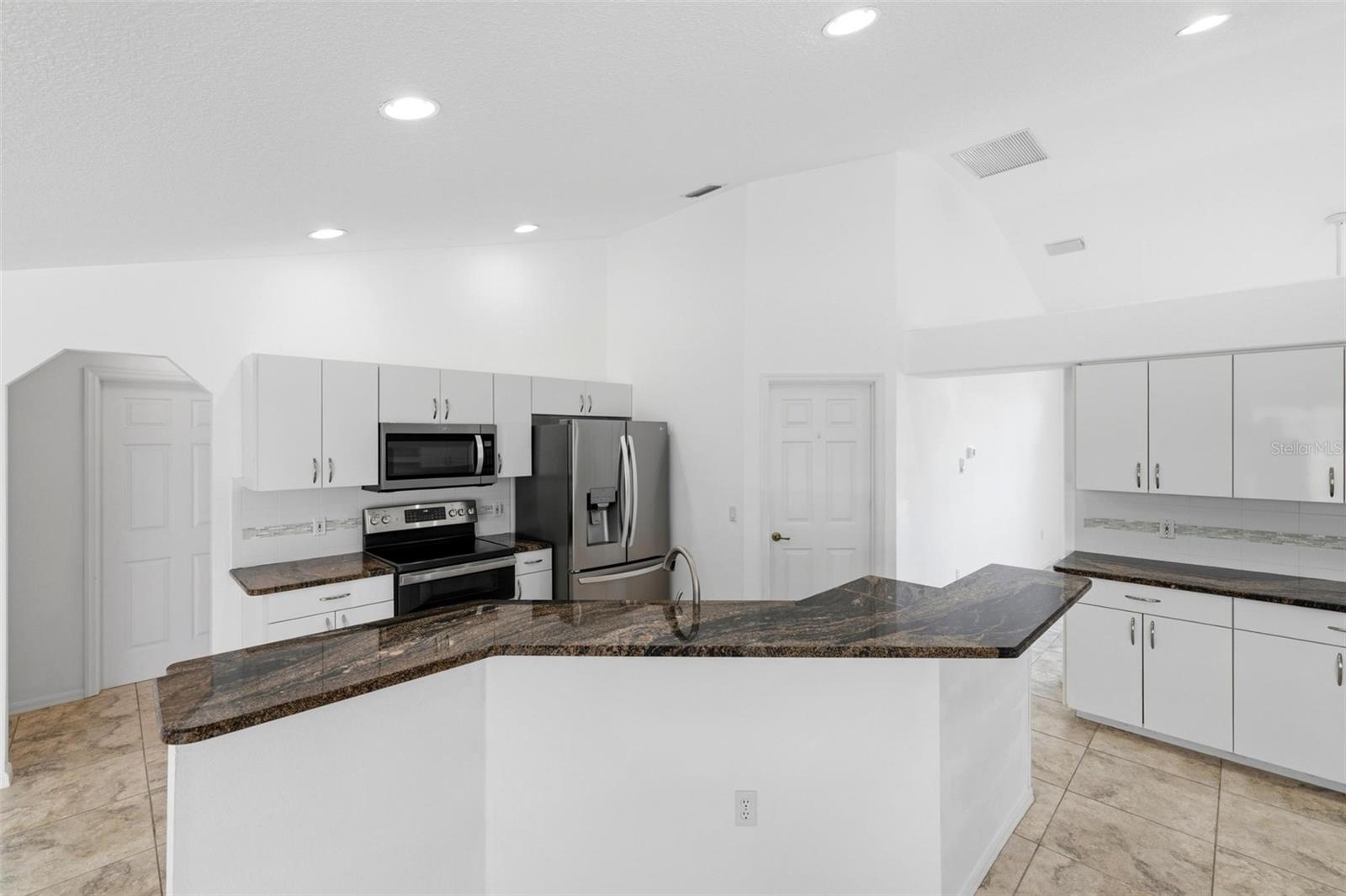 ROTONDA WEST BROADMOOR - Residential