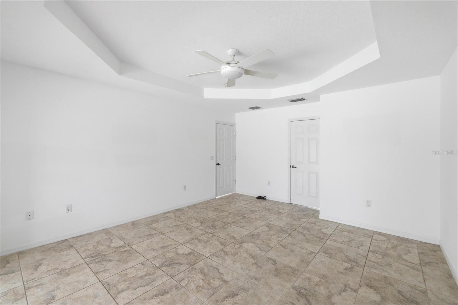 ROTONDA WEST BROADMOOR - Residential