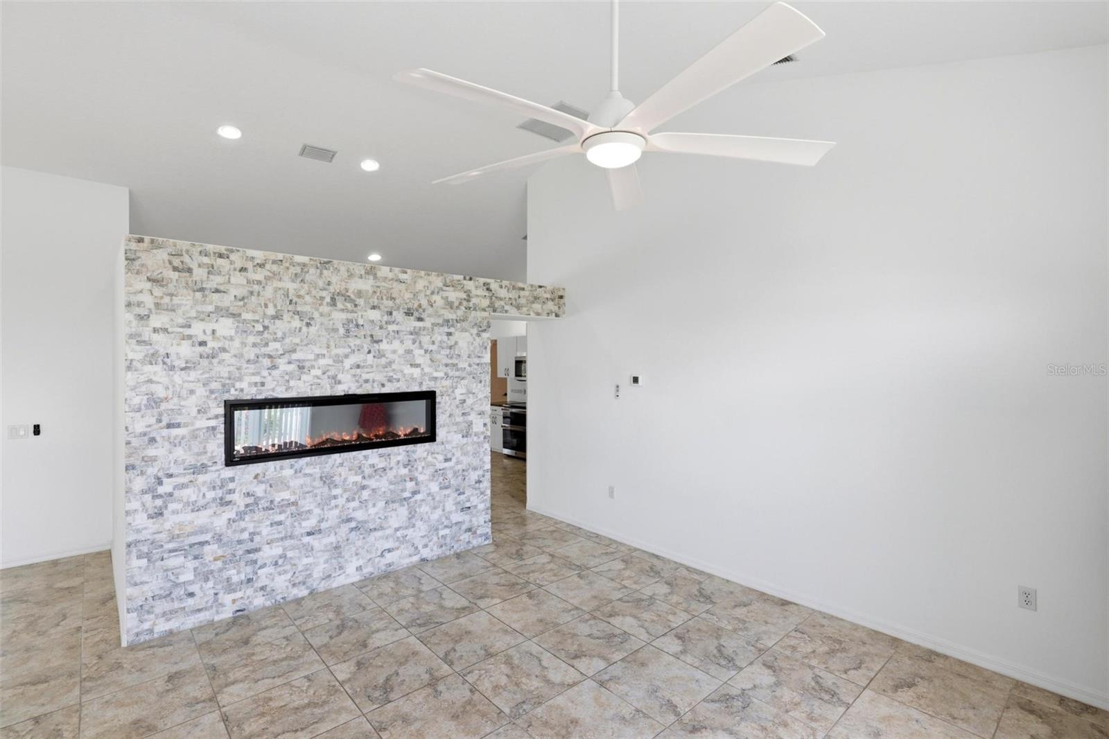 ROTONDA WEST BROADMOOR - Residential