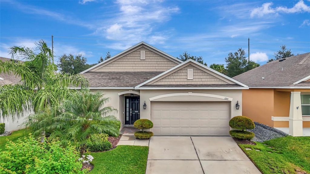 Photo of 1245 Water Willow Drive, Groveland, FL 34736 (MLS # G5102945)
