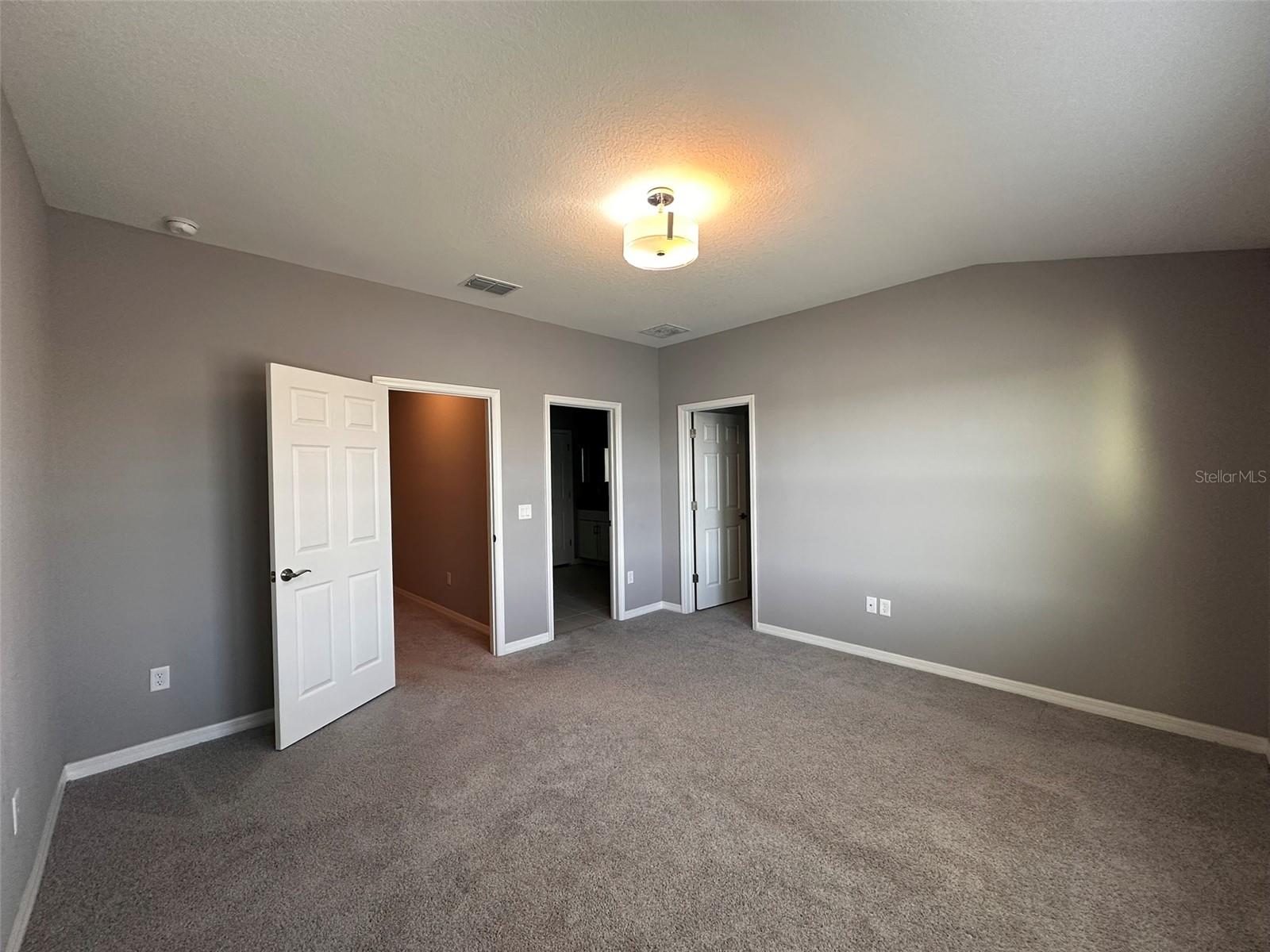 WINDERMERE ESTATES - Residential