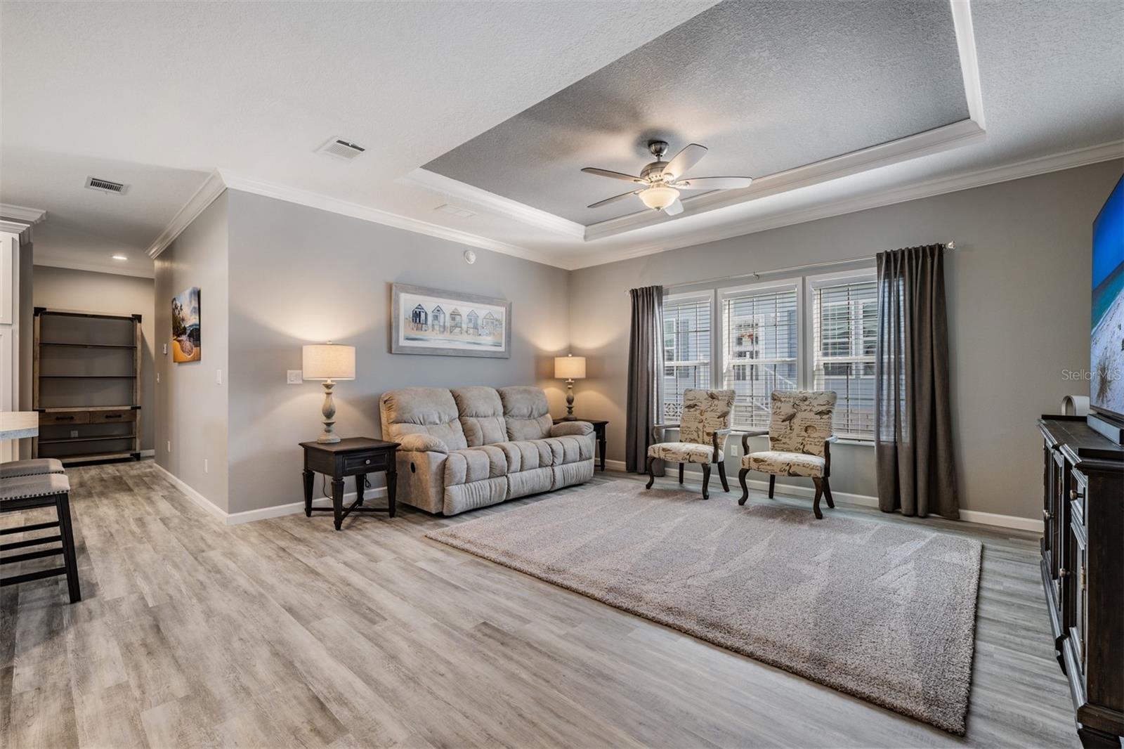 GRAND HORIZONS - Residential