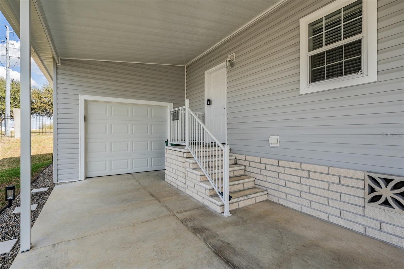 GRAND HORIZONS - Residential