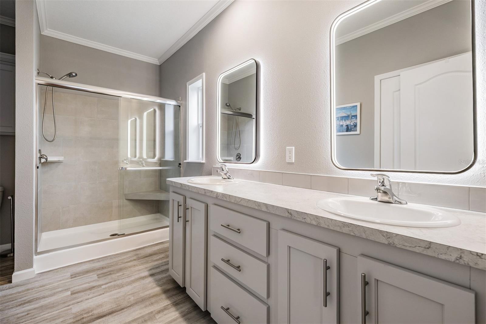 GRAND HORIZONS - Residential