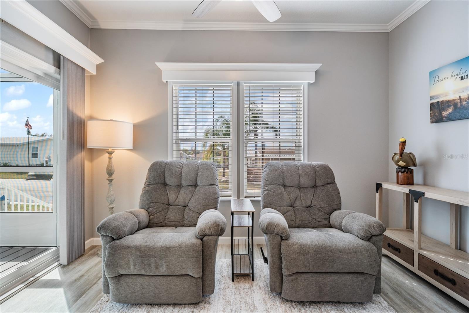 GRAND HORIZONS - Residential