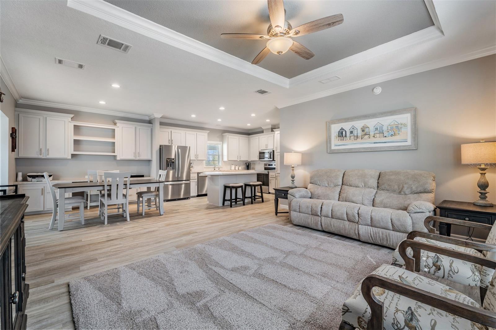 GRAND HORIZONS - Residential