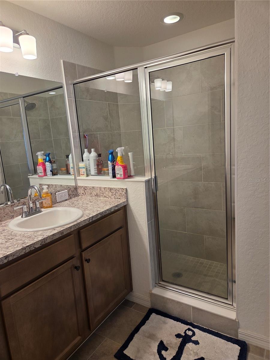 VILLAGE/GRESHAM FARMS - Residential