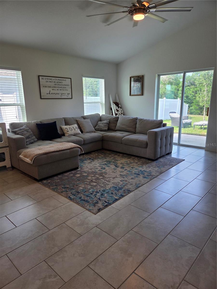 VILLAGE/GRESHAM FARMS - Residential