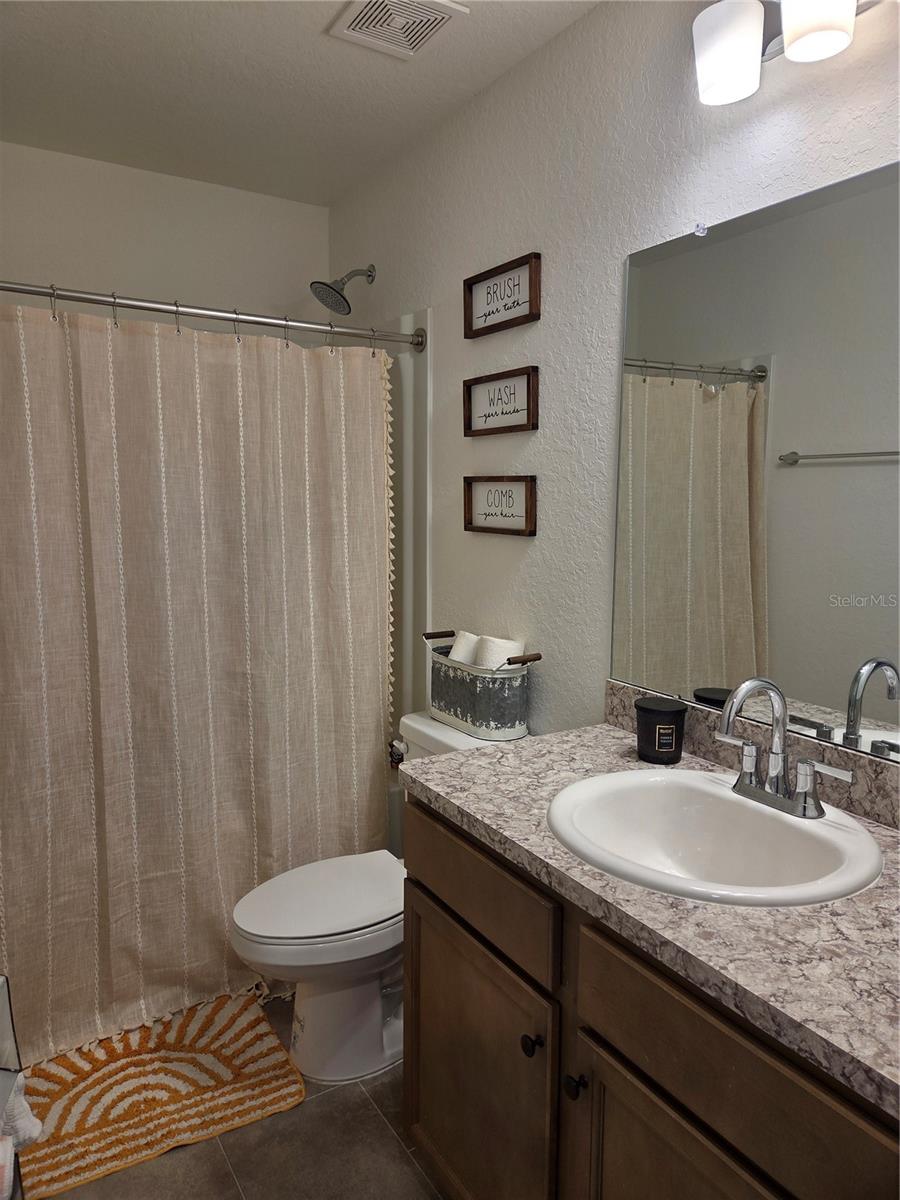 VILLAGE/GRESHAM FARMS - Residential