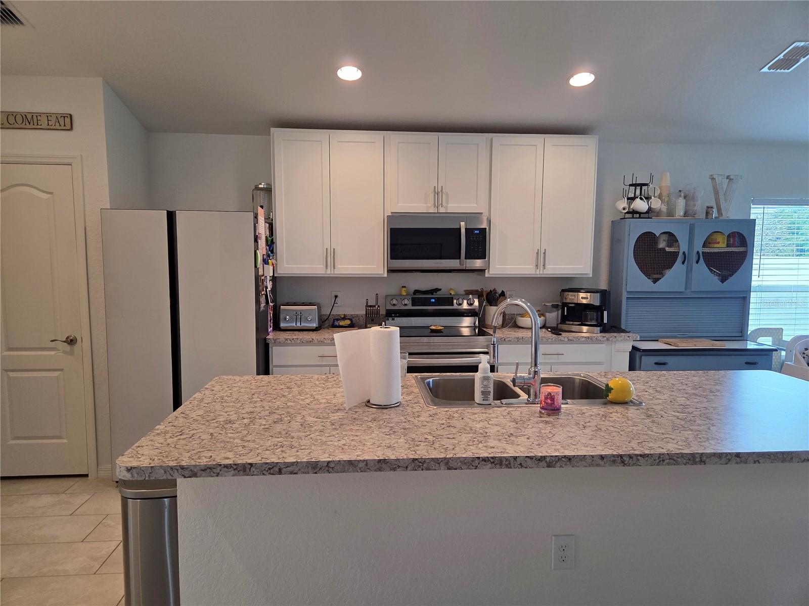 VILLAGE/GRESHAM FARMS - Residential