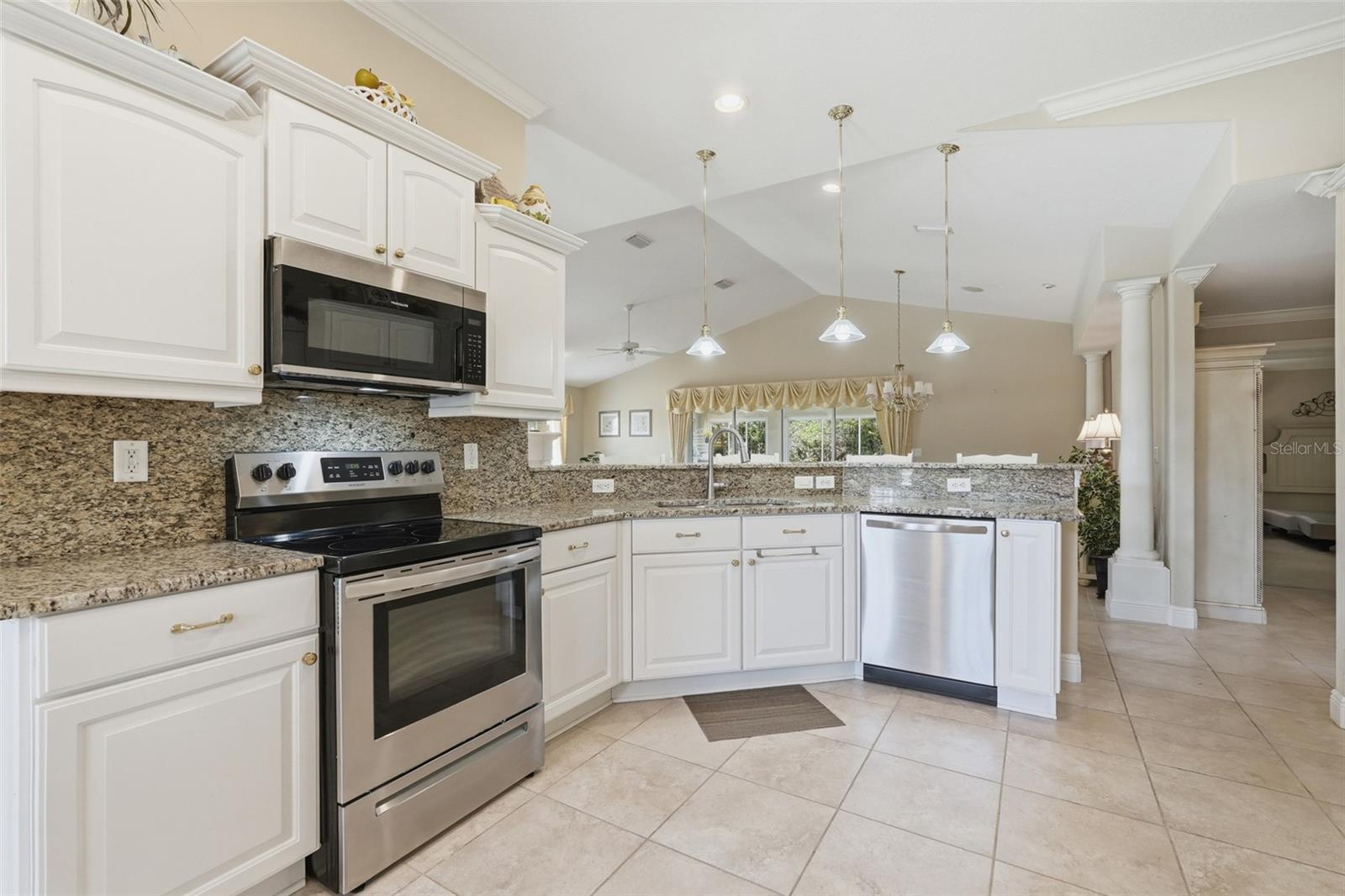 HARBOR HILLS - Residential