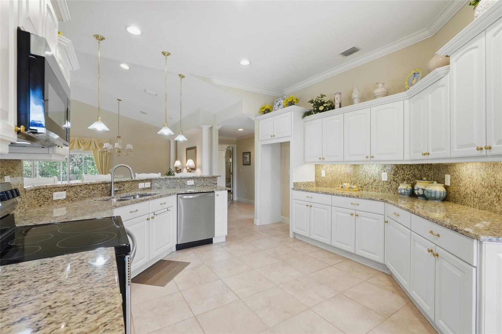 HARBOR HILLS - Residential