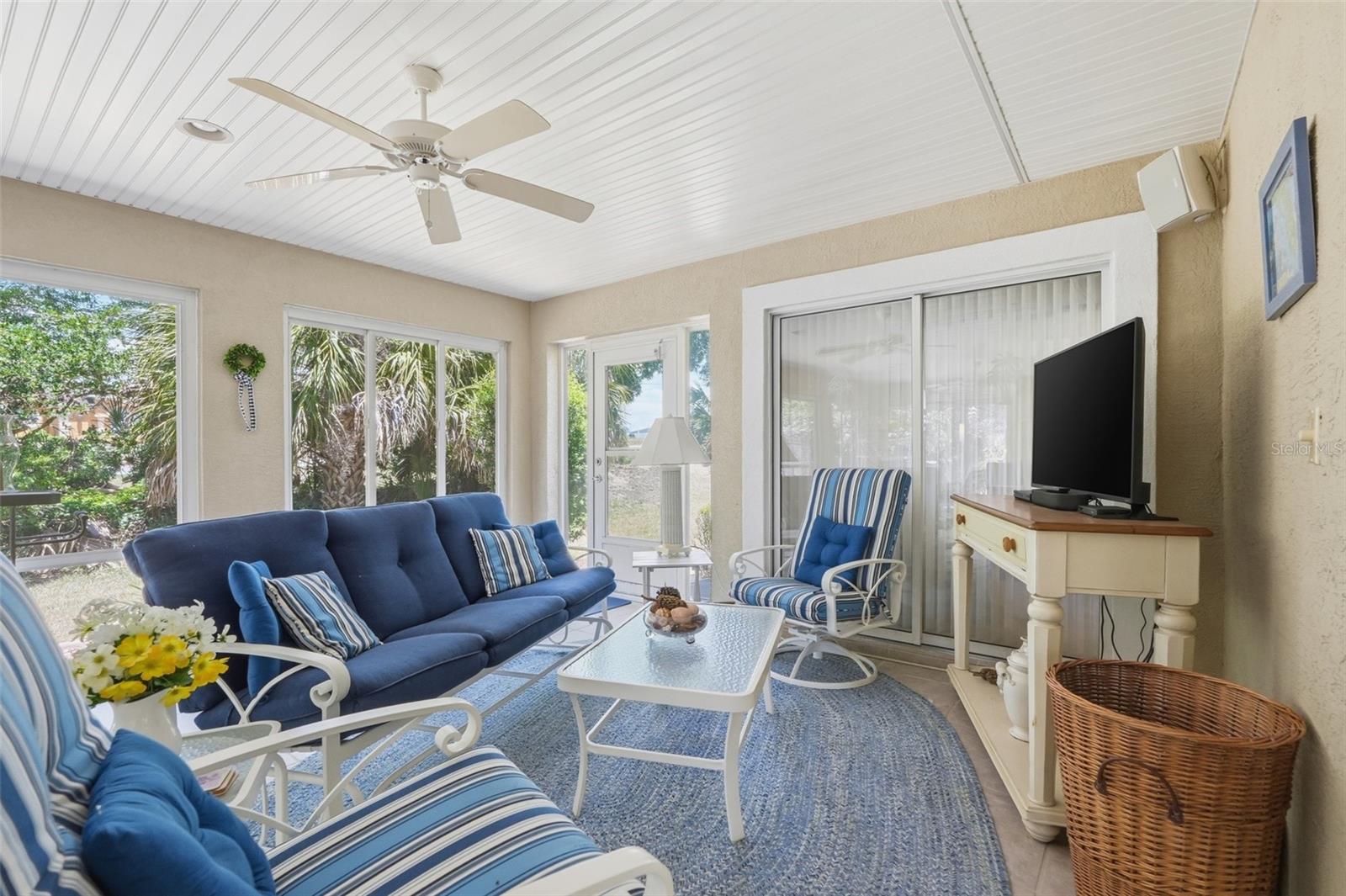 HARBOR HILLS - Residential