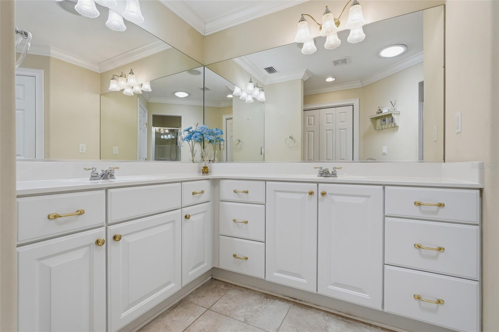 HARBOR HILLS - Residential