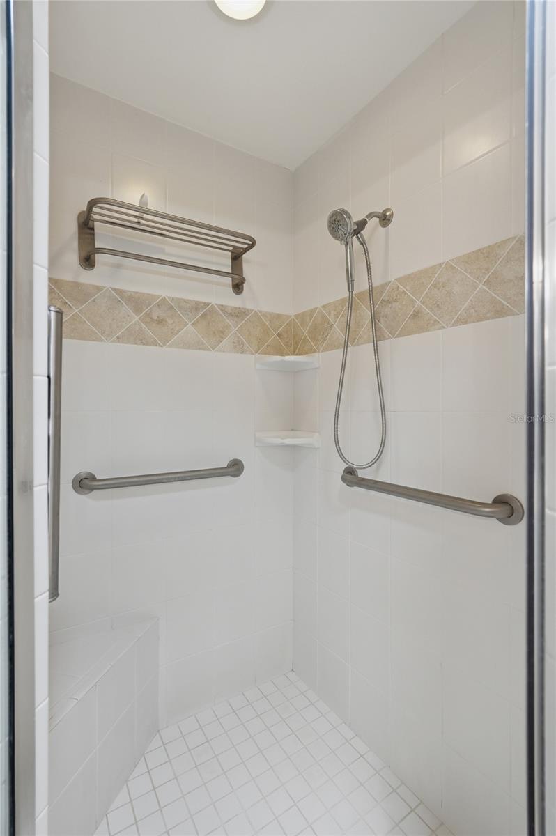 HARBOR HILLS - Residential