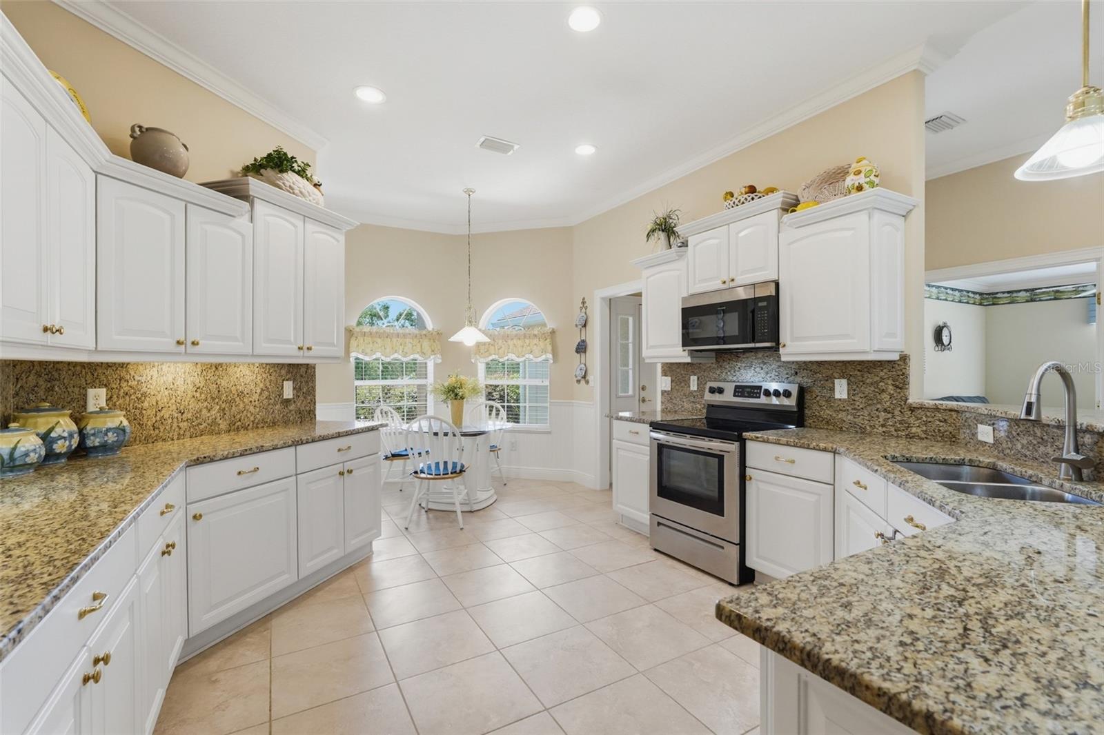HARBOR HILLS - Residential