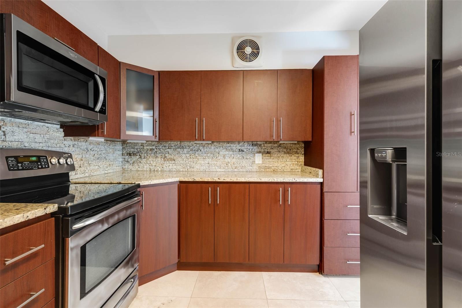 CONDADO - Residential Lease