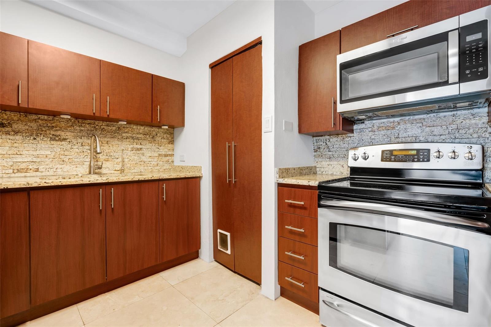 CONDADO - Residential Lease