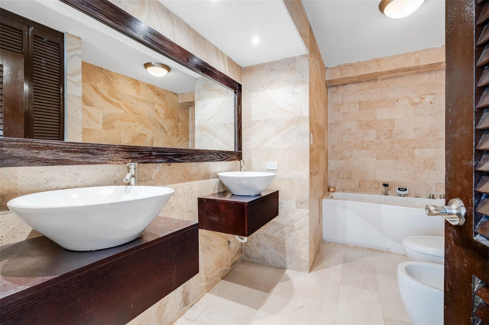 CONDADO - Residential Lease