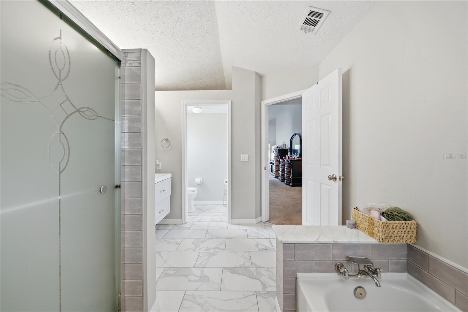 BLOOMINGDALE SEC U V PH - Residential