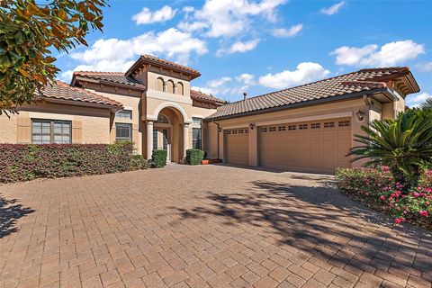 A home in HOWEY IN THE HILLS