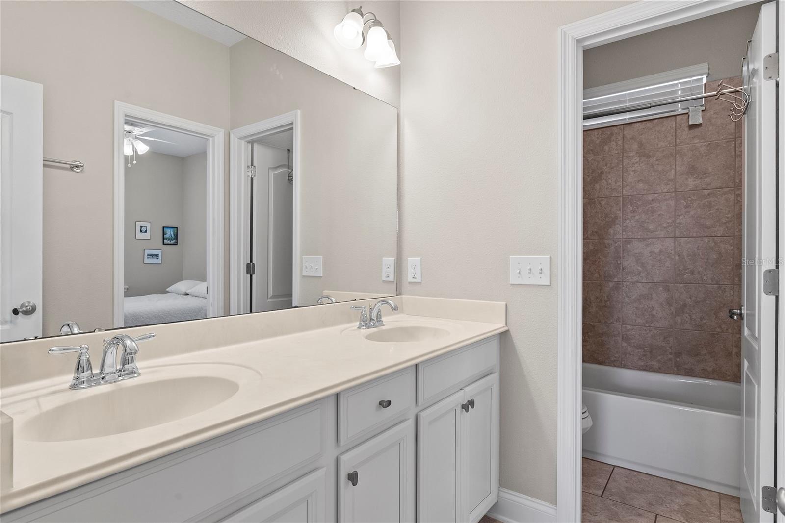 OAKLAND PARK UT 1B - 1A - Residential