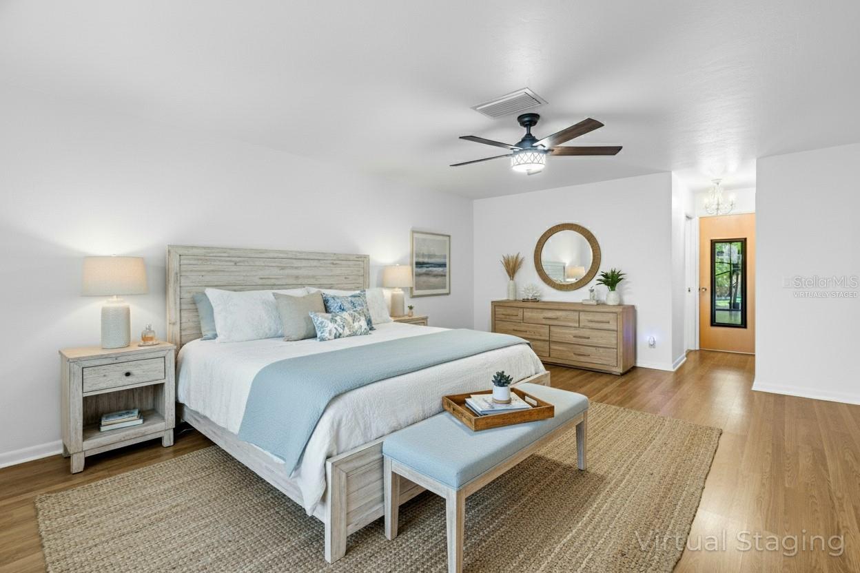 BOCA CIEGA POINT EAST - Residential