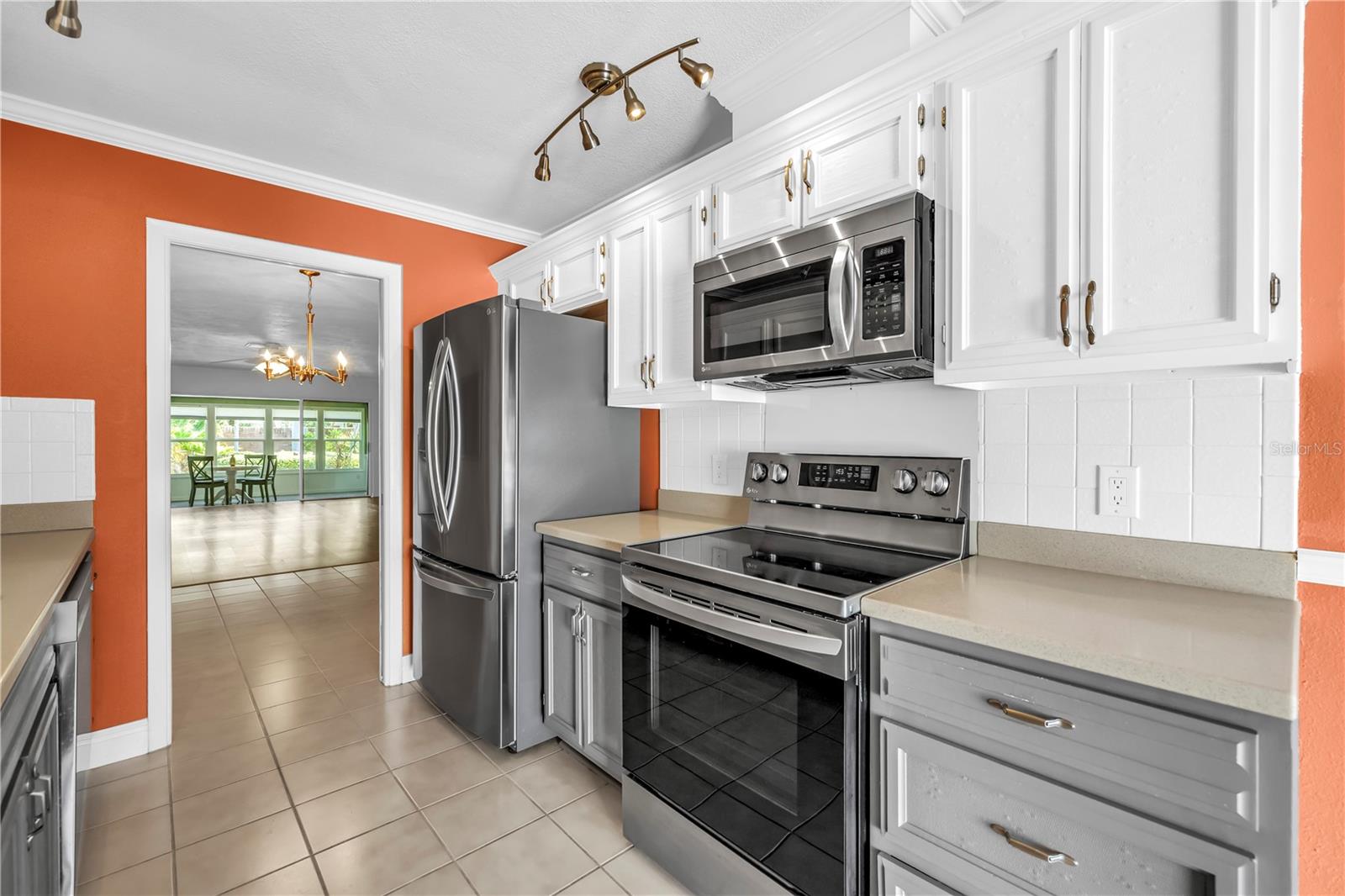 BOCA CIEGA POINT EAST - Residential