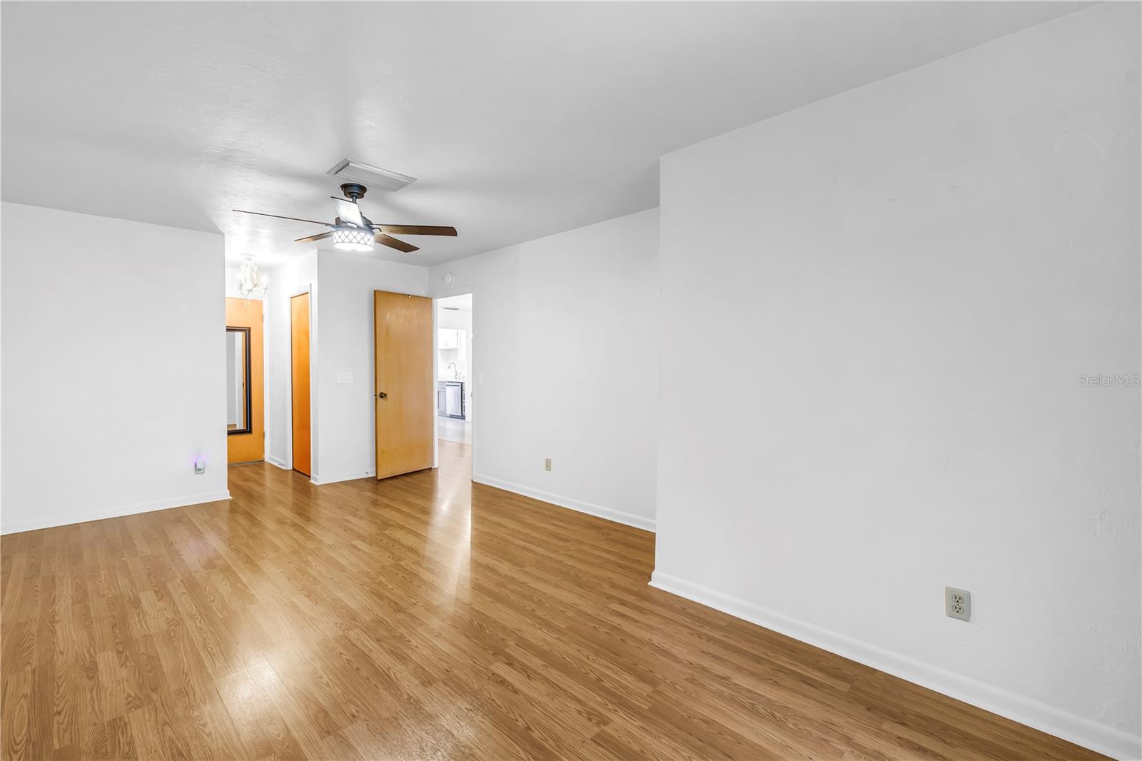 BOCA CIEGA POINT EAST - Residential