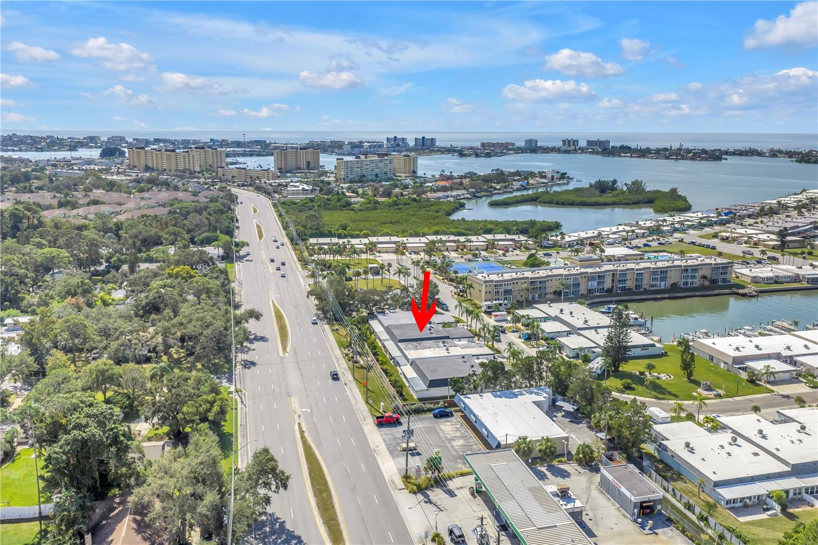 BOCA CIEGA POINT EAST - Residential