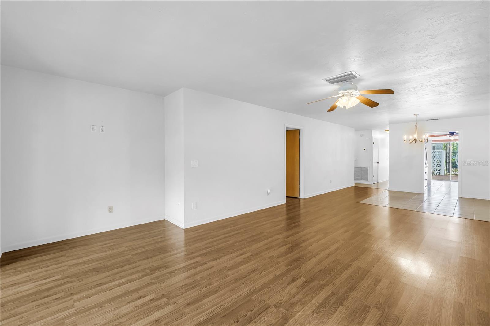 BOCA CIEGA POINT EAST - Residential