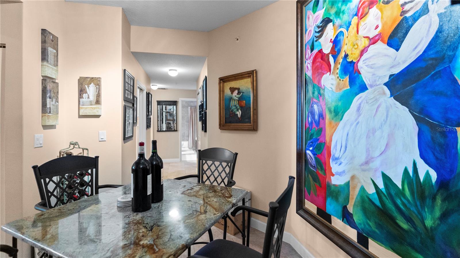 PROMENADE PH 01 - Residential