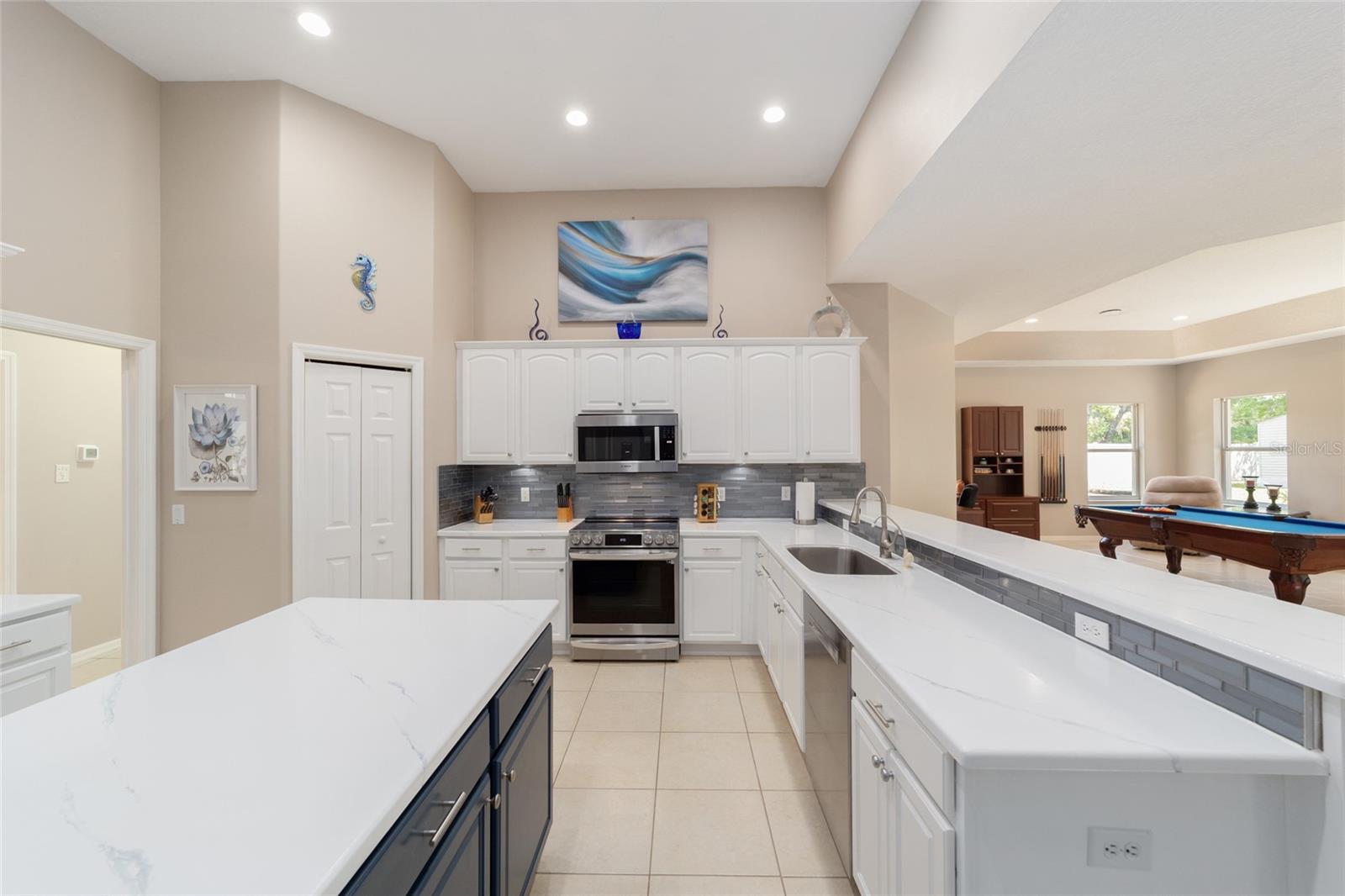 GROVEWOOD UNREC SUB - Residential