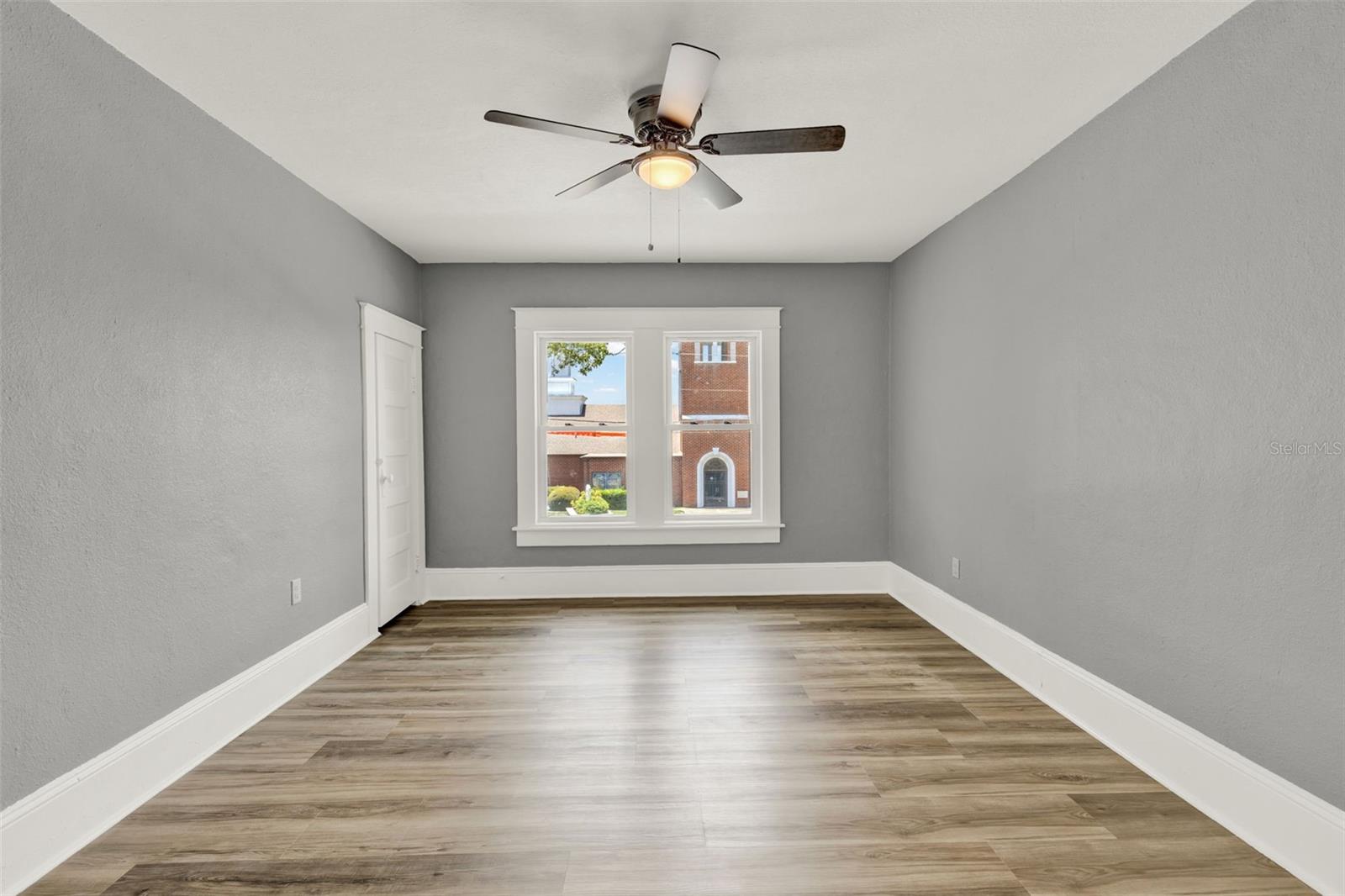 EUSTIS - Residential Lease