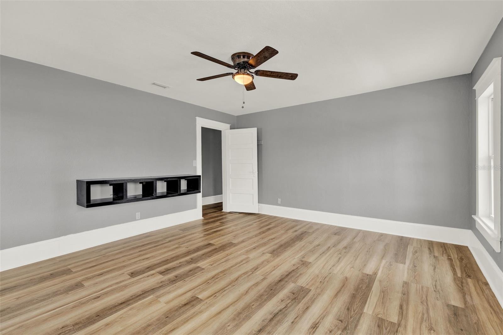 EUSTIS - Residential Lease