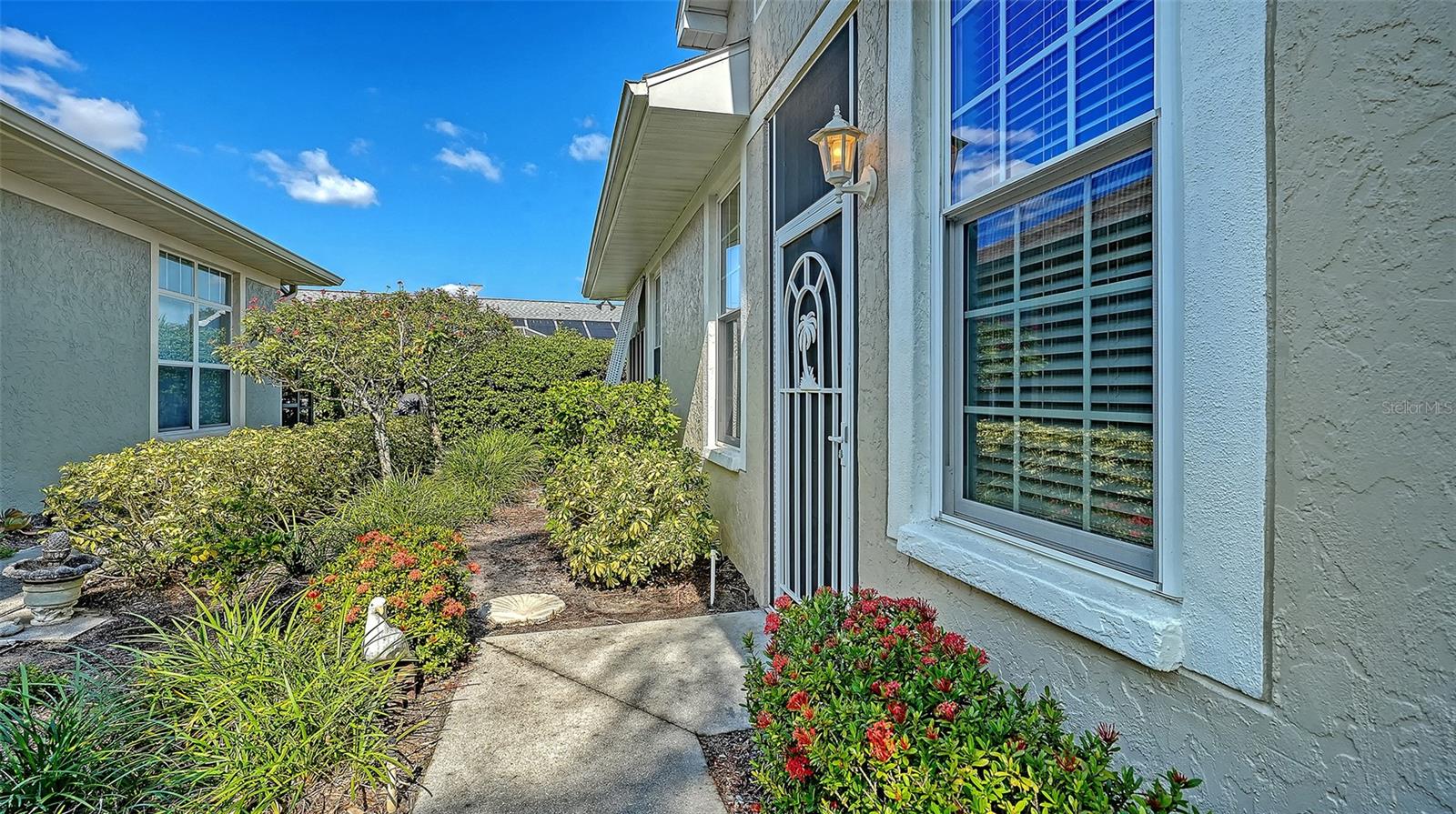 538 CATALINA ISLES CIRCLE