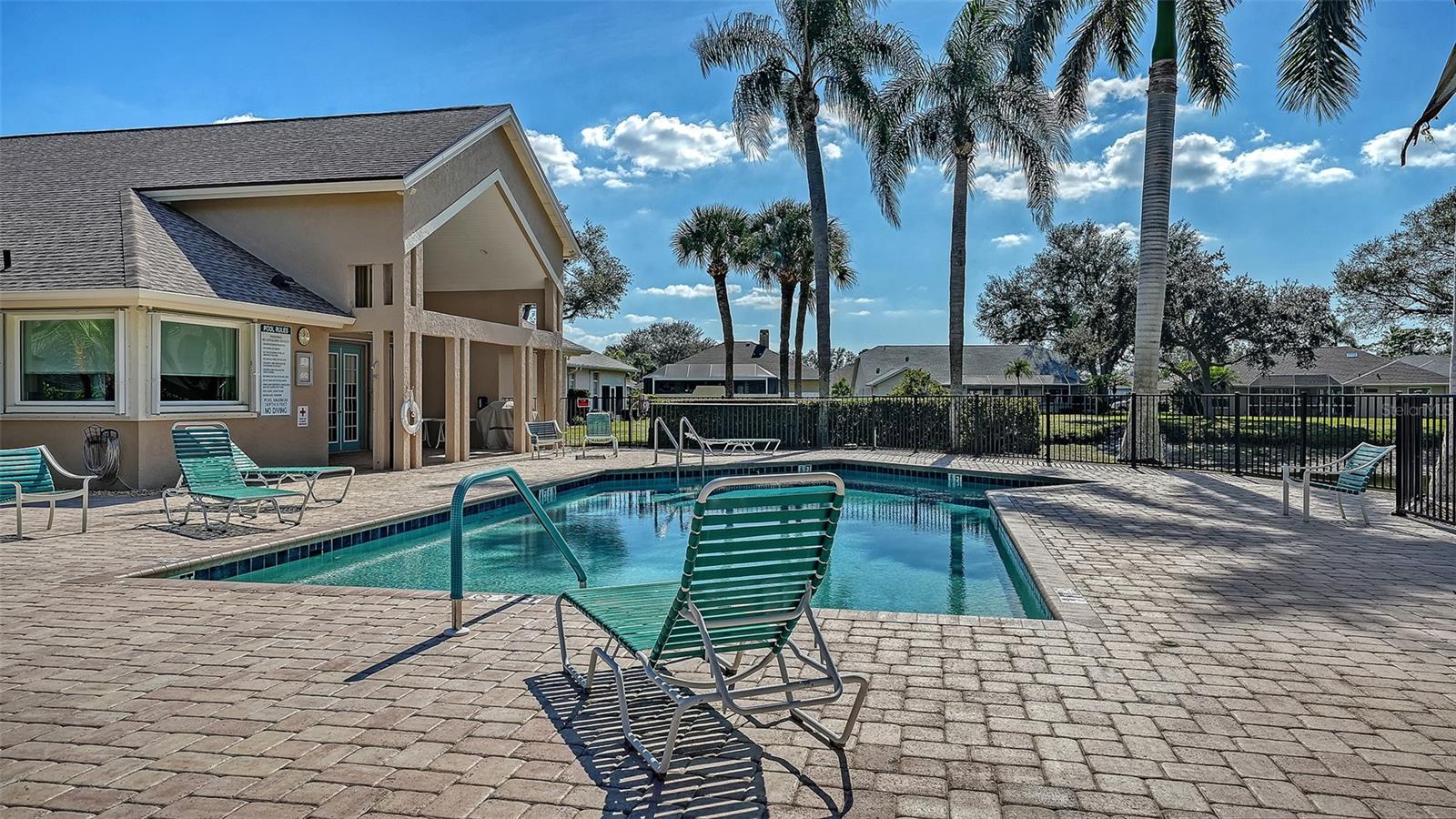 ISLES OF CHESTNUT CREEK - Residential