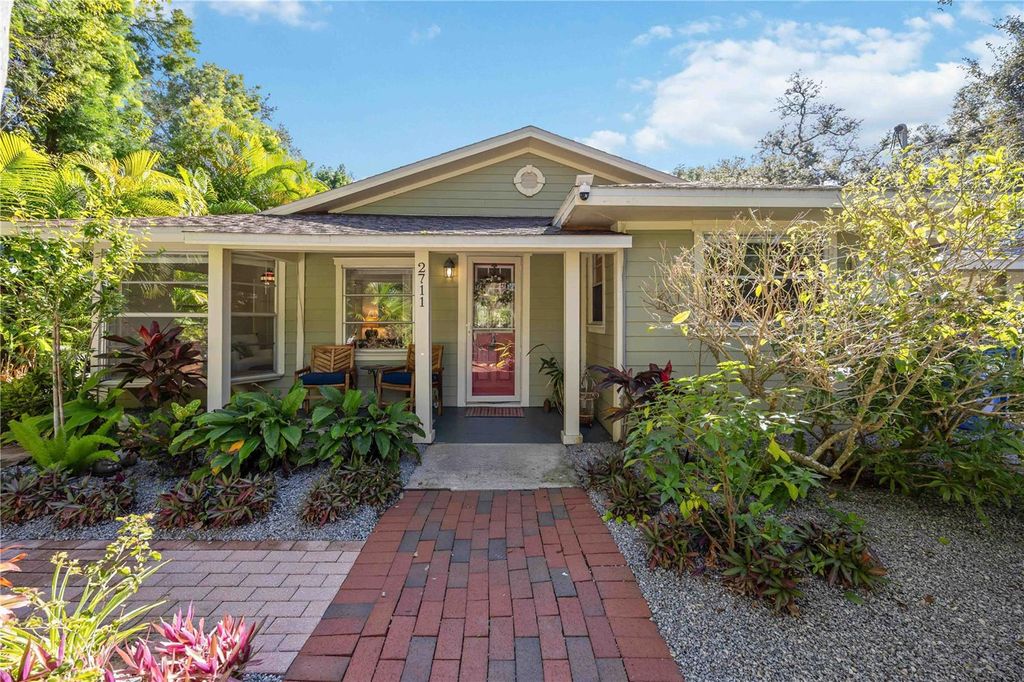 Photo of 2711 1st Avenue W, Bradenton, FL 34205 (MLS # A4680087)