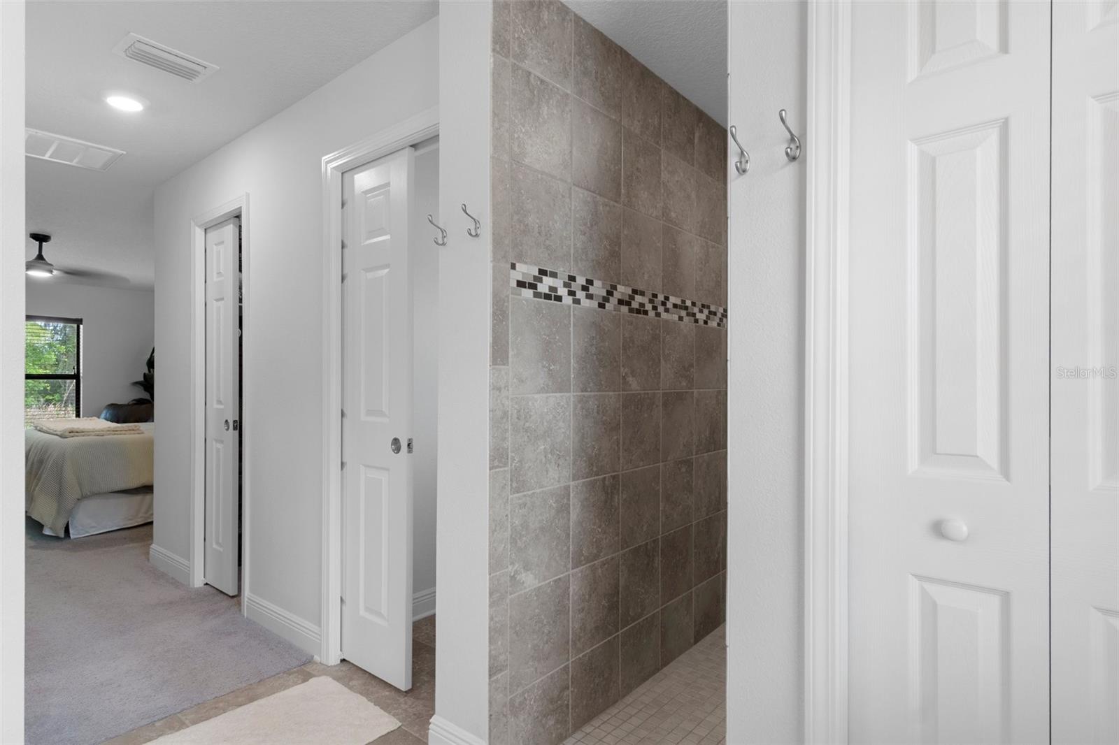 CANTERBURY LAKE ESTATE FIRST ADD - Residential