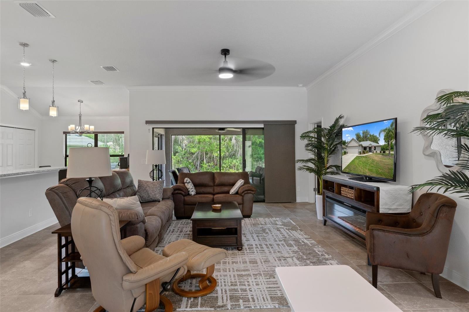 CANTERBURY LAKE ESTATE FIRST ADD - Residential