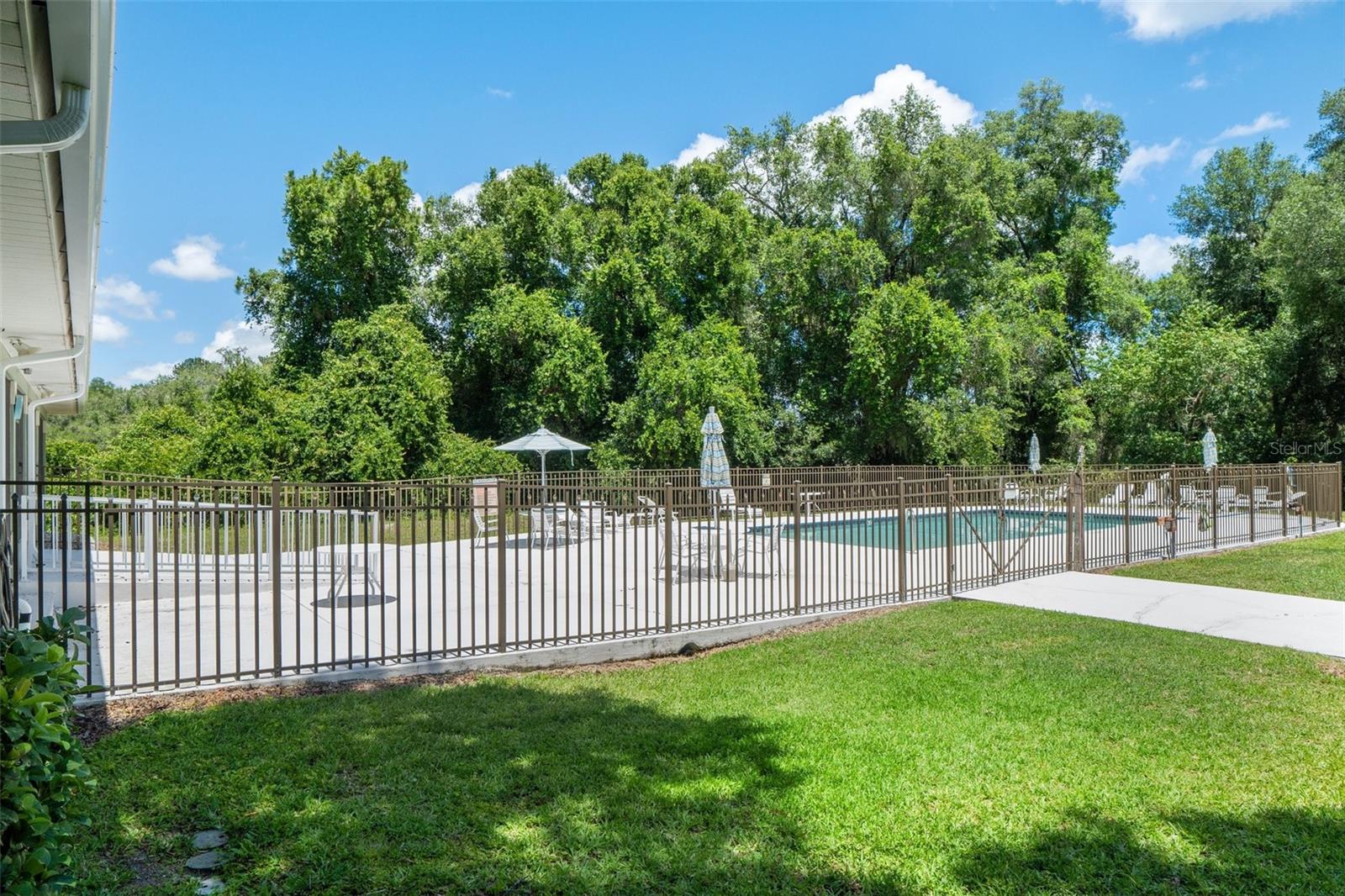 CANTERBURY LAKE ESTATE FIRST ADD - Residential