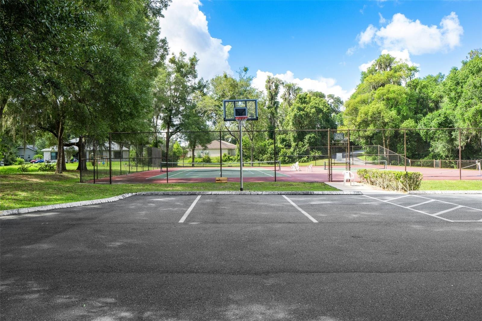 CANTERBURY LAKE ESTATE FIRST ADD - Residential