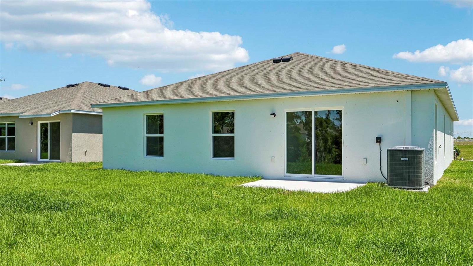OAKFIELD LAKES - Residential