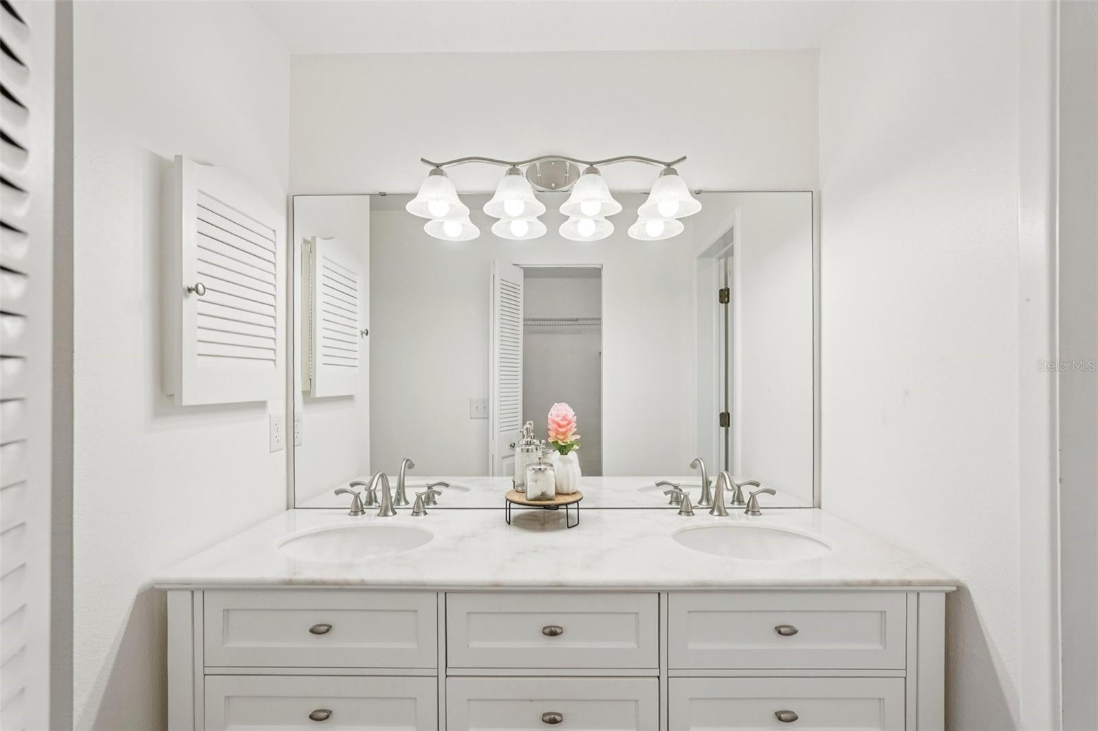 MISSION LAKES - Residential